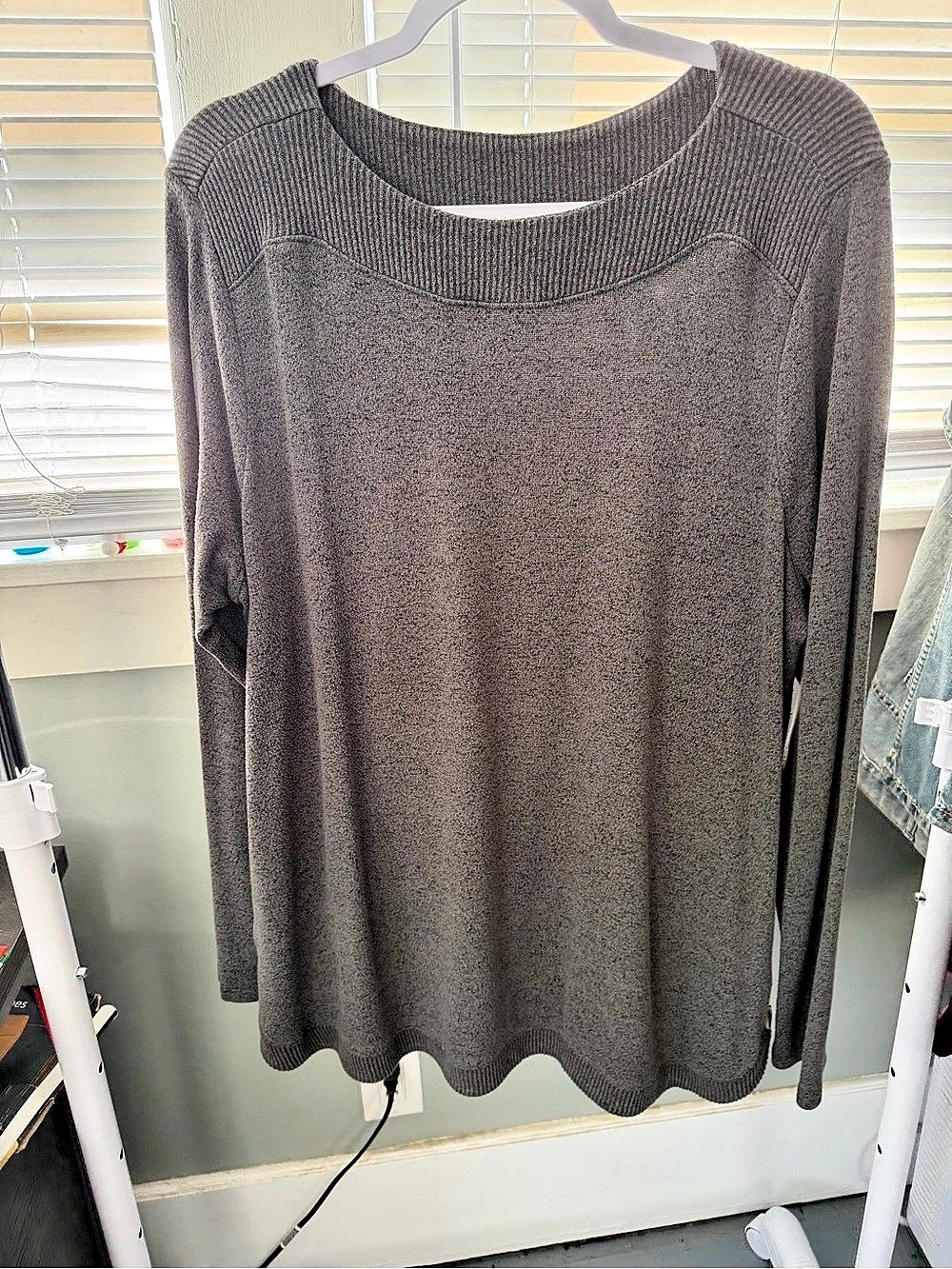 Croft and Barr Women's Gray Crew Neck Sweater Size 1x